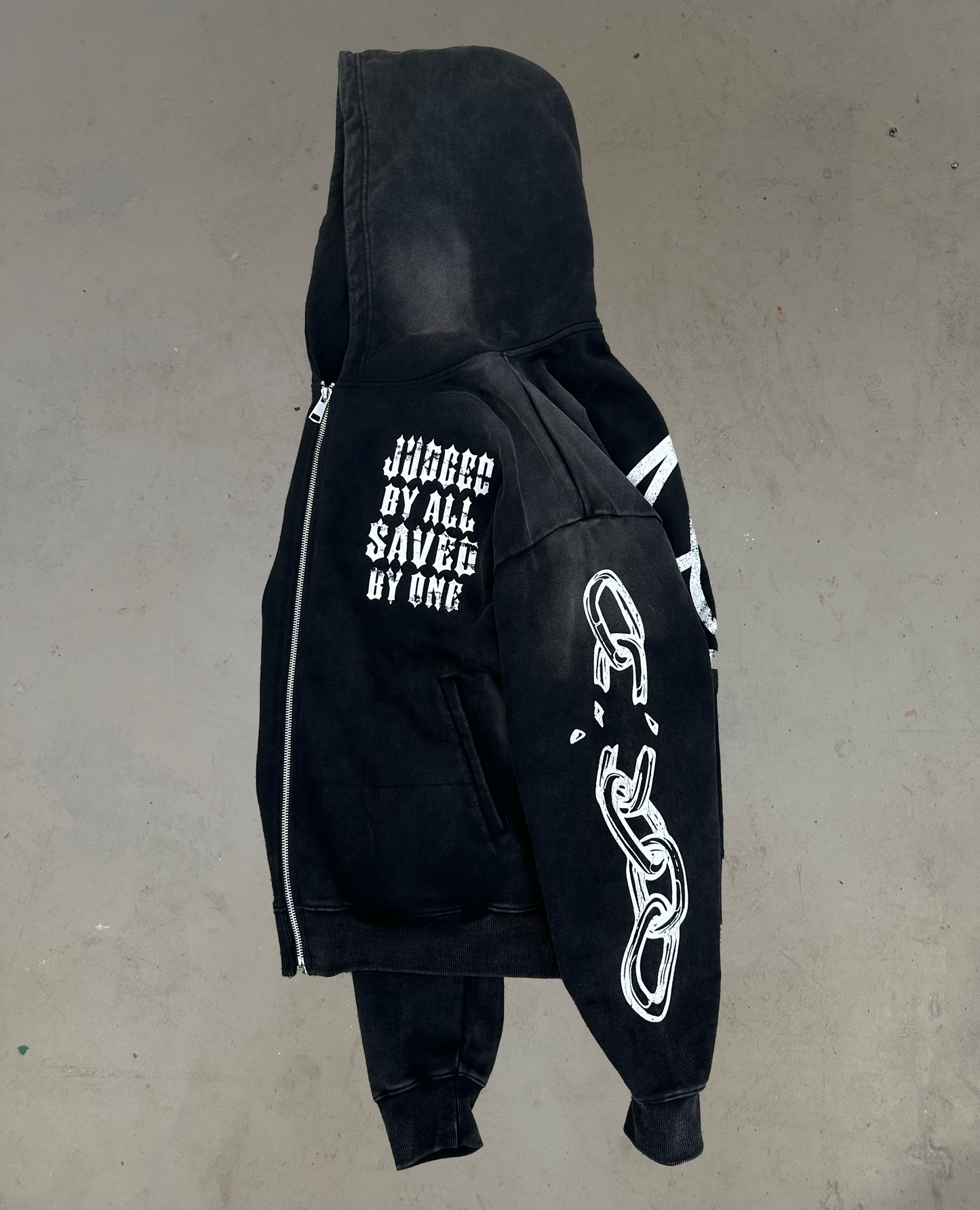 BROKEN CHAINS *restock